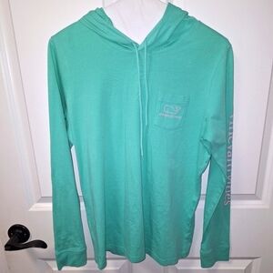 A Vineyard Vines ladies small hoodie with a whale on the chest. Pre-loved